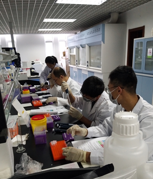 生物所药物筛选室举办科研理论知识培训和实验技能大比拼活动1-1.jpg